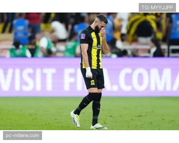 吉鲁与本泽马：终结方式分化，单点支点vs体系游走